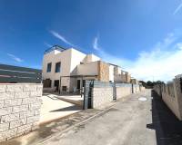 Resale - Semi-detached - Ciudad Quesada - Pueblo Bravo