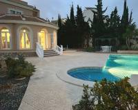 Resale - Villa - Ciudad Quesada - Pueblo Bravo