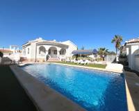 Resale - Villa - Ciudad Quesada - Pueblo Bravo