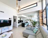 Resale - Villa - Ciudad Quesada - Pueblo Bravo
