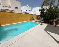 Resale - Villa - Ciudad Quesada - Pueblo Bravo