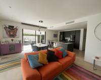 Resale - Villa - Los Montesinos - La Herrada
