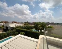 Resale - Villa - Los Montesinos - La Herrada