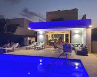 Resale - Villa - Los Montesinos - La Herrada